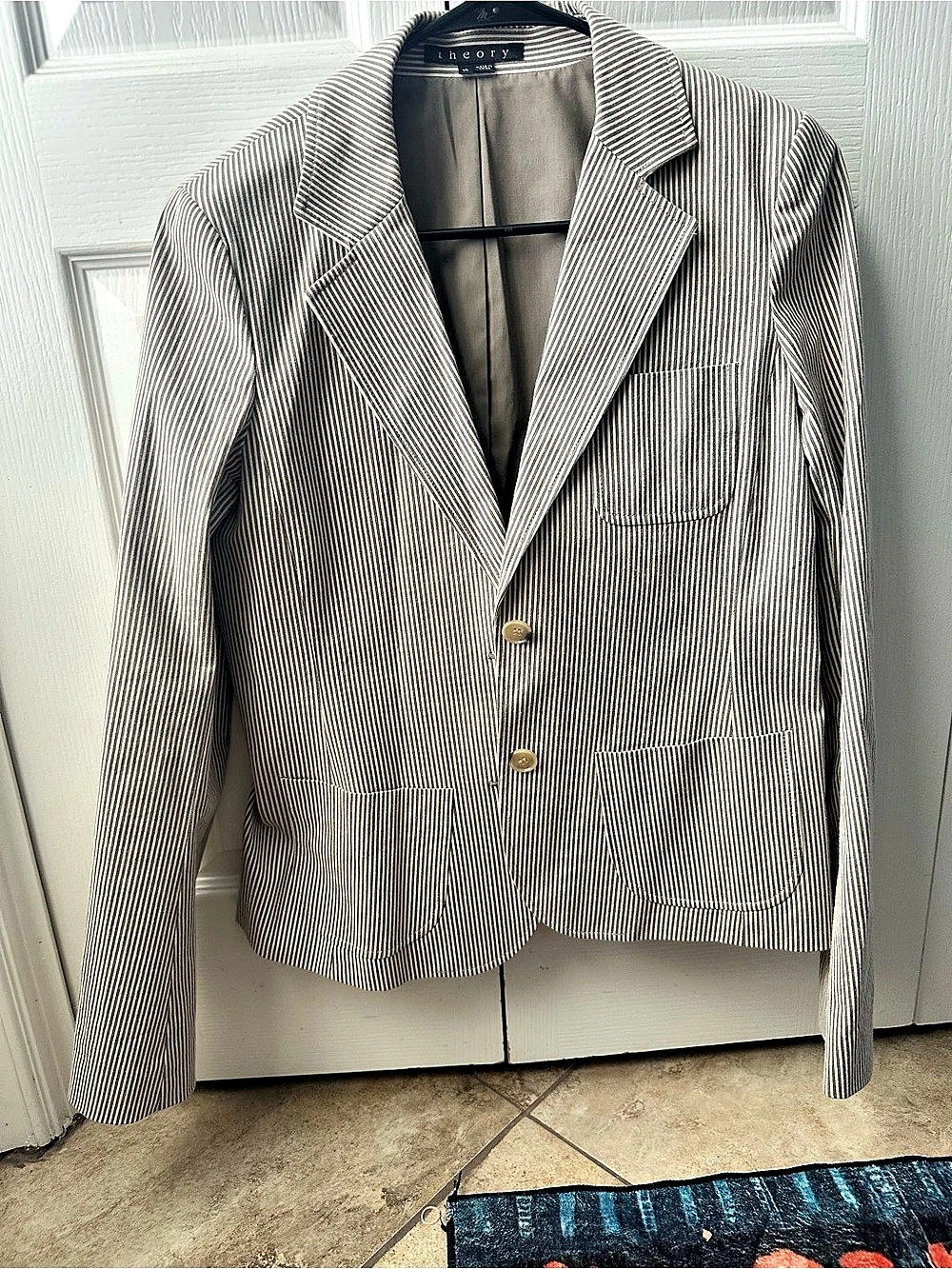 Theory Classic Seersucker Jacket Striped Gray & White Size 10
